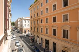 a view of a street from a building at Imperial Nazionale in Rome