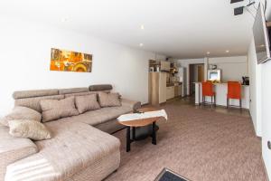Déli Terasz A Apartman Free parking, self-check-in anytime 9012 Győr, Öreg út 21 A kép - 2
