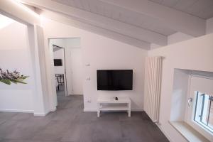 Zdjęcie z galerii obiektu Glicine Apartment w mieście Costermano