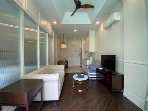 TV a/nebo společenská místnost v ubytování Grand Florida Holiday Home