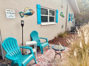 Afbeelding uit fotogalerij van Beach Villa A in Clearwater Beach