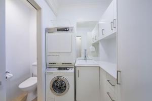 Ένα μπάνιο στο Snow Ski Apartments 30 +10 φωτογραφίες