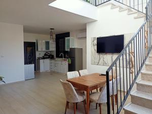 Dapur atau dapur kecil di Al bader villa