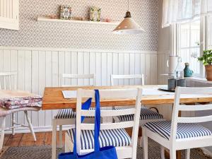 Posezení v ubytování 2 person holiday home in APLARED-By Traum + 28 fotografií