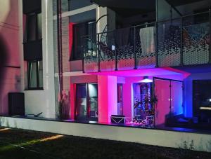 Budova, v ktorej sa apartmán nachádza