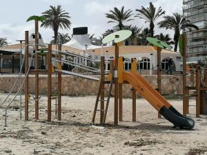 Plac zabaw dla dzieci w obiekcie Campoamor Seaview