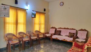 Φωτογραφία από το άλμπουμ του Kurumbalakotta Village Homestay σε Padinjarathara