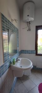 Ένα μπάνιο στο Bouganville +13 φωτογραφίες