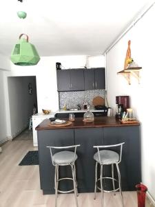 مطبخ أو مطبخ صغير في Cosy flat in Ortaköy Bosphorus