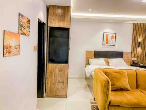 Ein Bett oder Betten in einem Zimmer der Unterkunft Beautiful Studio -3 mins walk to the Beach