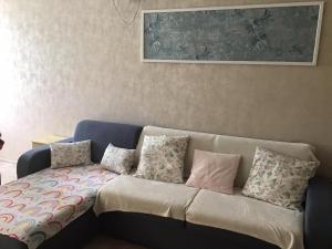 A seating area at Family Wellness Apartman