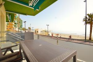 A general sea view or a sea view taken from Az apartmant