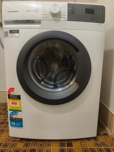 ArmadaleにあるThe Cozy little Houseのギャラリーの写真