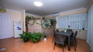 Fotografie z fotogalerie ubytování Дом отдыха ира v destinaci Ureki + 37 fotografií
