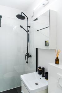 Koupelna v ubytování Flexible SelfCheckIns 53 - Zagreb - Loggia - New - Luxury + 14 fotografií