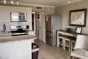 Køkken eller tekøkken på Sea Cabin 306-A + 18 billeder