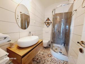 Kúpeľňa v ubytovaní Heritage Rooms Kut + 27 fotografií