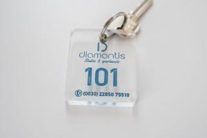 Certifikát, hodnocení, plakát nebo jiný dokument vystavený v ubytování Diamantis Studios&Apartments
