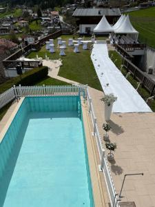 Bazén v ubytovaní Hotel Habicht alebo v jeho blízkosti