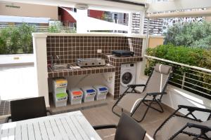 A balcony or terrace at Il Terrazzo 40 metri dal mare