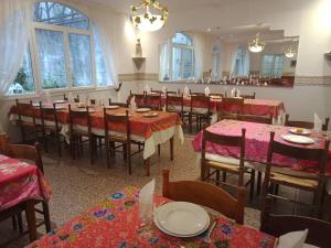 Restaurace v ubytování Hotel Calvaire