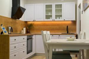 Imagen de la galería de Ilir Apartman, en Cres