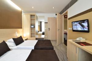 Gallery image of Promenade City Hotel in Budapest