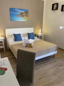 เตียงในห้องที่ B&B La Torre