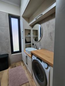 Fotografie z fotogalerie ubytování Cozy PineTrees Beach House v destinaci Golem