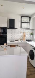 Η κουζίνα ή μικρή κουζίνα στο Ô république +7 φωτογραφίες