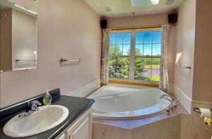 Gallery image of Harbour Light Haven in North Rustico