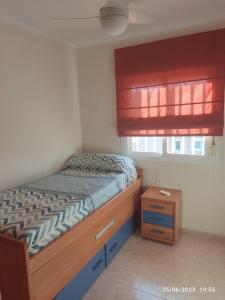 Cama o camas de una habitación en Apartamento VILLA INÉS parking y wifi gratis