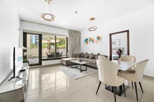 Fotografie z fotogalerie ubytování Designer 1BR 29 Boulevard Downtown Dubai Near Burj Khalifa v Dubaji