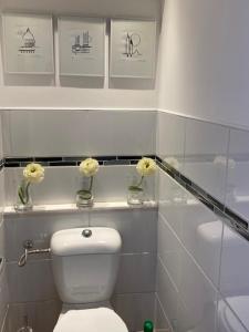 Ванная комната в Le Patio Père Pigne Guestroom