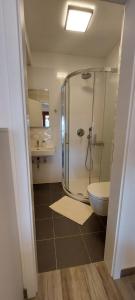 Kúpeľňa v ubytovaní Luxury Apartment near the beach with Private Pool -Exclusive Use