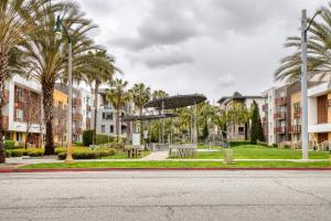 Zahrada ubytování Playa Vista 1br w pool gym lounge wd nr 405 LAX-1026