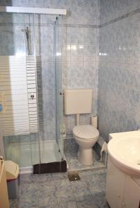 Koupelna v ubytování Nóra apartman