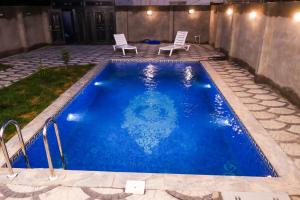 Bazén v ubytování Gabala Chesnut Villa Resort nebo v jeho okolí + 17 fotografií