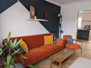 Posezení v ubytování Spacious Unique Brighton Home FREE Parking