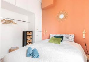 Postel nebo postele na pokoji v ubytování Cannes 99 superbe appartement design