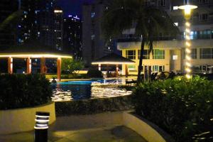 Fotografie z fotogalerie ubytování The Beacon - Free pool & 150 mbps Wi-Fi w/ Netflix v destinaci Manila
