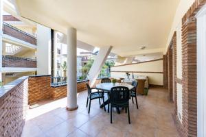 Posedenie v ubytovaní Apartamento Cala de mijas