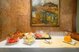 Eten bij of ergens in de buurt van het hotel

