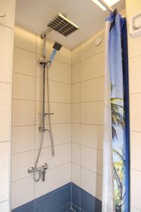 Ванна кімната в Creta Mare Hotel