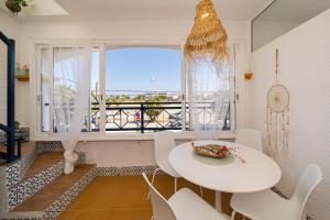 Balkón alebo terasa v ubytovaní Zélia Rooftop Apartment