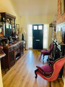 Gallery image of Cutteen Cottage in Tulla