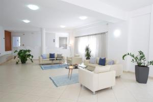 Posezení v ubytování Menes Hotel