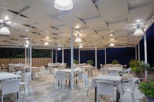 Restaurace v ubytování Menes Hotel
