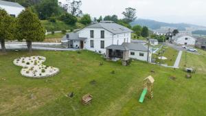 Foto dalla galleria di Apartamentos Casona del Campo a Navia