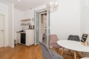 Kuchyň nebo kuchyňský kout v ubytování IL Cetro Spalato Rooms